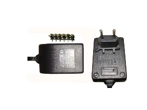 Adaptateur universel d'alimentation 3 à 7V