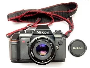 Appareil photo argentique NIKON F-301